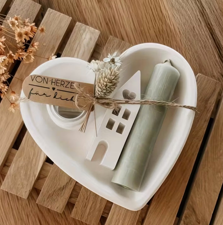 Kerzenhalter im Set in Herzform